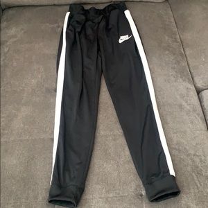 Nike joggers size S women’s